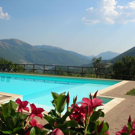 Agriturismo Roccagelli Vallo di Nera Exterior foto